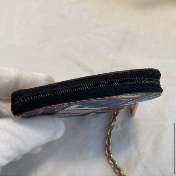 FENDI Limited Edition Zucca Heart Coin Purse - Picture 6 of 10